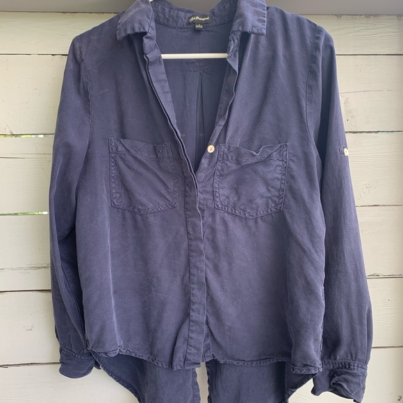 Button down shirt - Picture 2 of 5